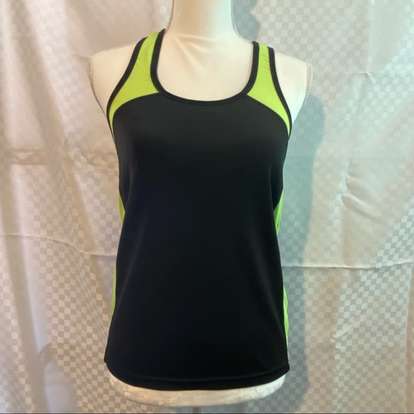 UKK Active Tank - Picture 1 of 7